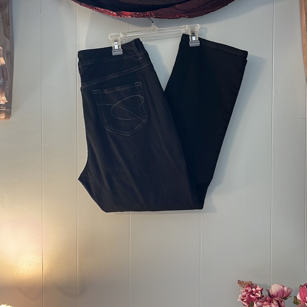 Chico’s Platinum Denim Black Jeans size 2.5 short